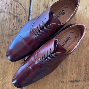 👞 NWOT Florsheim Dress Shoes